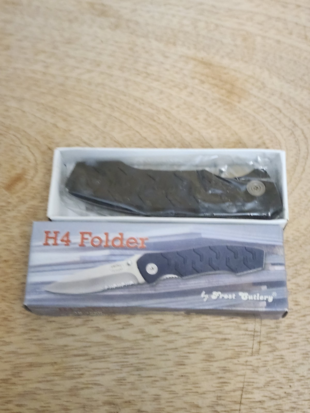 FROST CUTLERY H4 FOLDER 18-258B 3.25″ Blade 7.75″ Overall NIB New