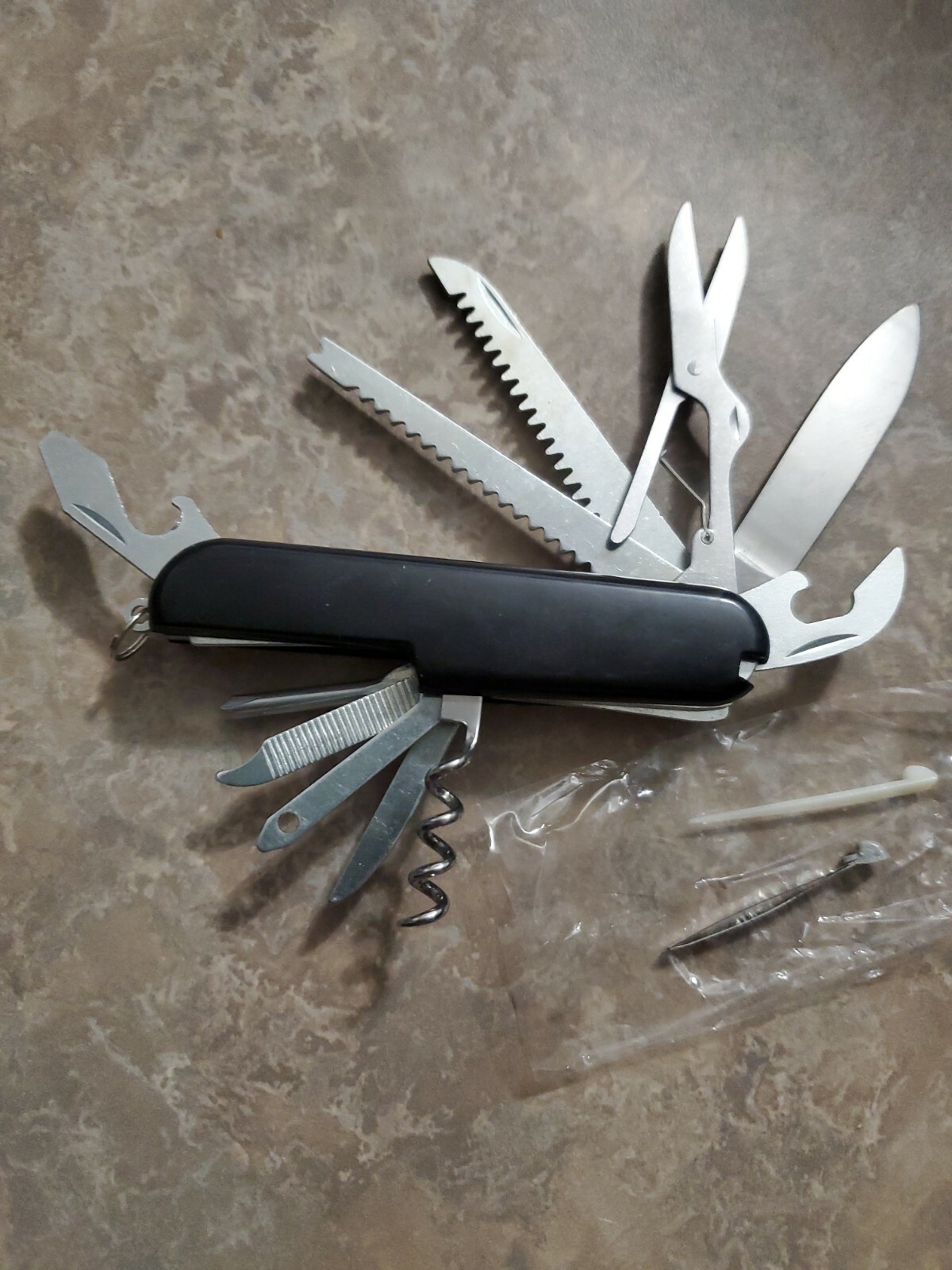 16 In 1 Multi Function Knife Pocket Tool Can Opener Scissors Screwdrive Survival