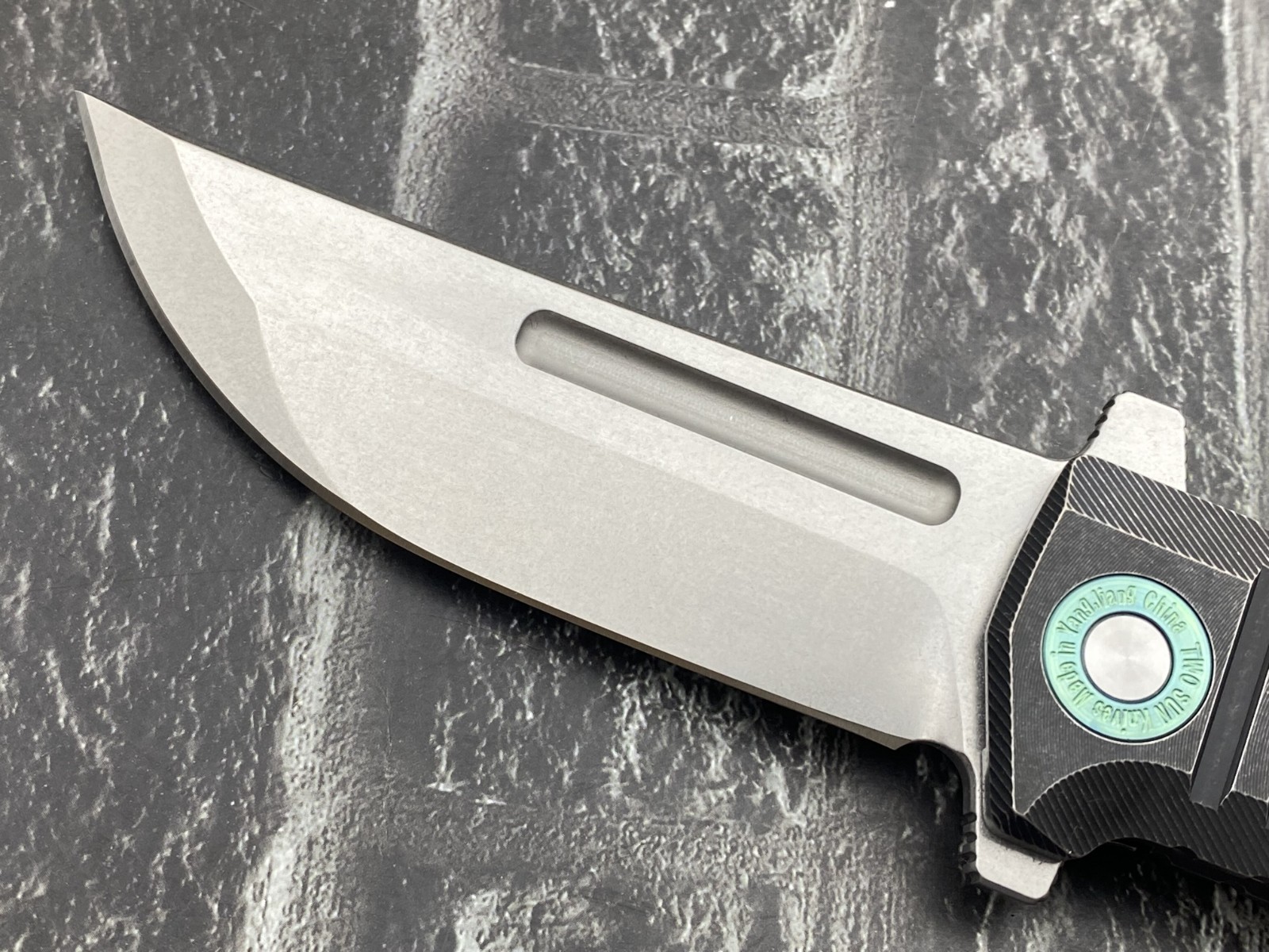 TwoSun TS555-M390-SW Folding Knife M390 Blade Titanium Handle Pocket Knife