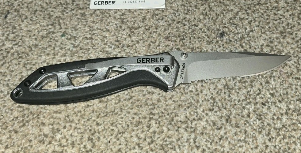 NEW Gerber Outrigger XL Assisted Open Tactical Folding Pocket Knife 30-000690