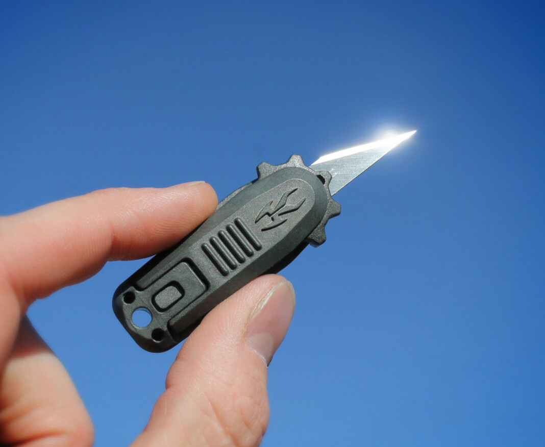 EVERYDAY BLADE | Replaceable Razor Blade Folding Pocket Knife Precision KORCRAFT