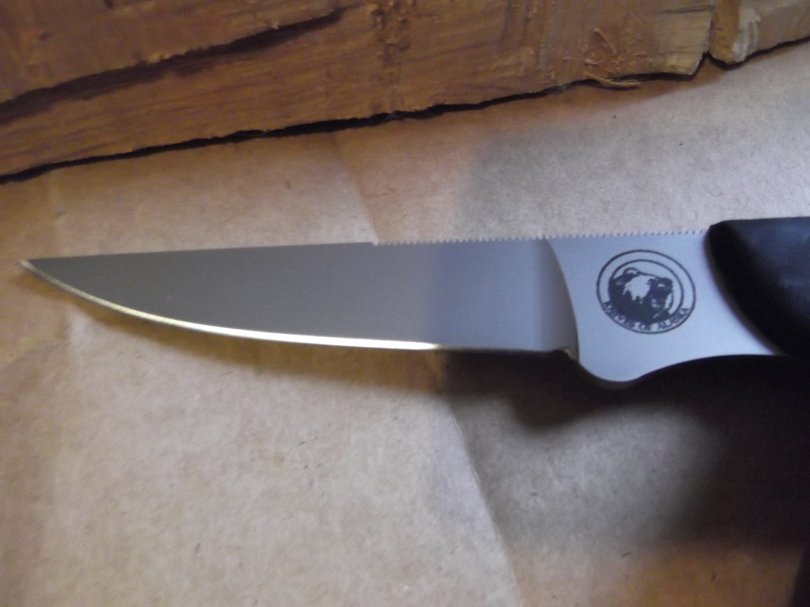 KNIVES OF ALASKA #113FG JAEGER SUREGRIP 8 1/2″ HUNTING KNIFE D2 BLADE 1 OF THE B