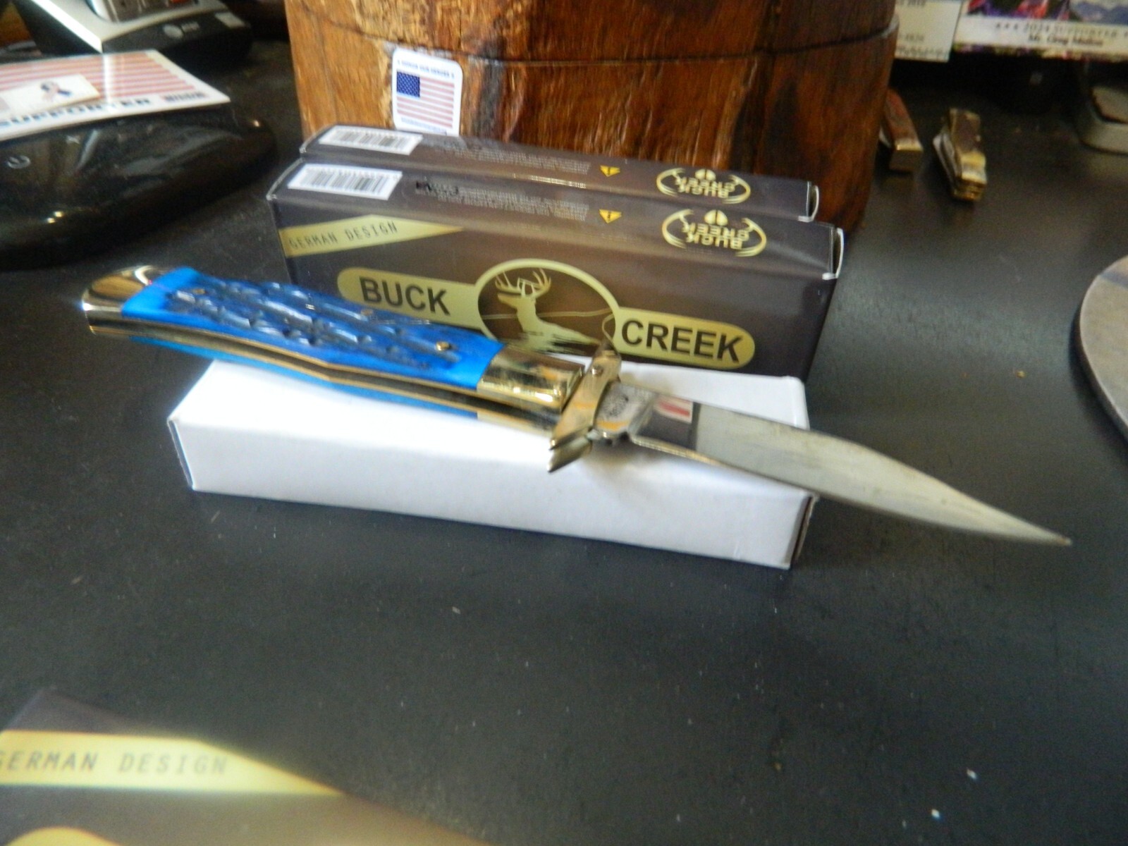 BUCK CREEK CHEETAH 4.375″ CLOSED BLUE PICK BONE HANDLE 4116GS S.S. GERMAN BLADE