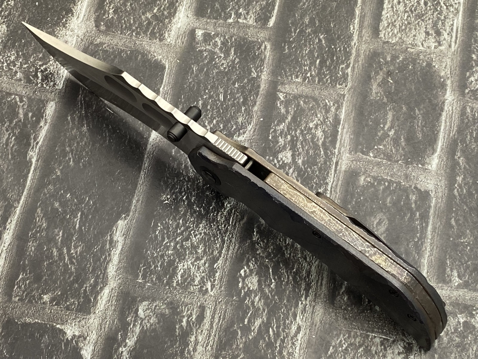 BabyO-M390-Engrave-TI Folding Knife M390 Blade Titanium Handle Pocket Knife