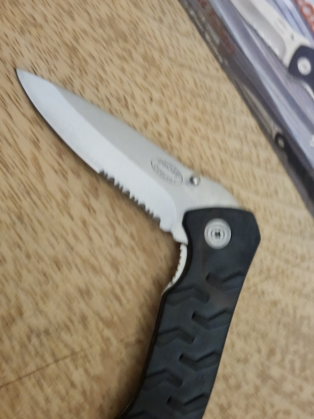 FROST CUTLERY H4 FOLDER 18-258B 3.25″ Blade 7.75″ Overall NIB New