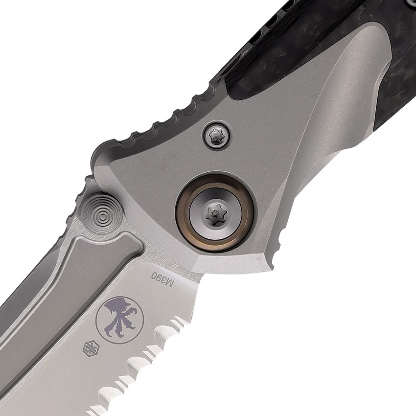 Microtech Socom Bravo Mini Framelock 260M-9Cfti 3.5″ CF Manual Folding Knife