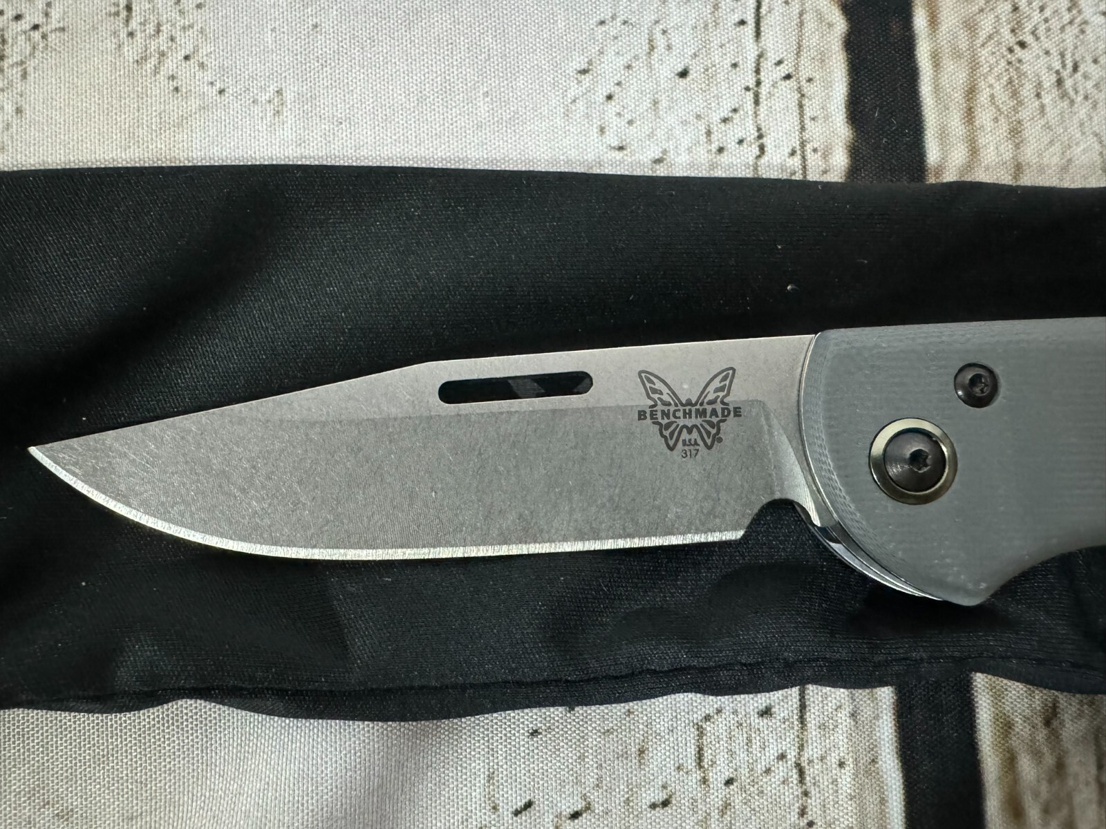 Benchmade 317 Weekender CPM-S30V Blades Gray G10 Folding Knife