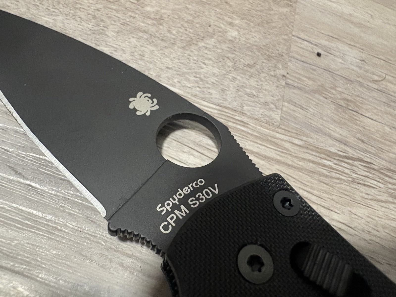 Spyderco Paramilitary 2 Pocket Knife CPM S30V Plain Edge Black G-10 Clip
