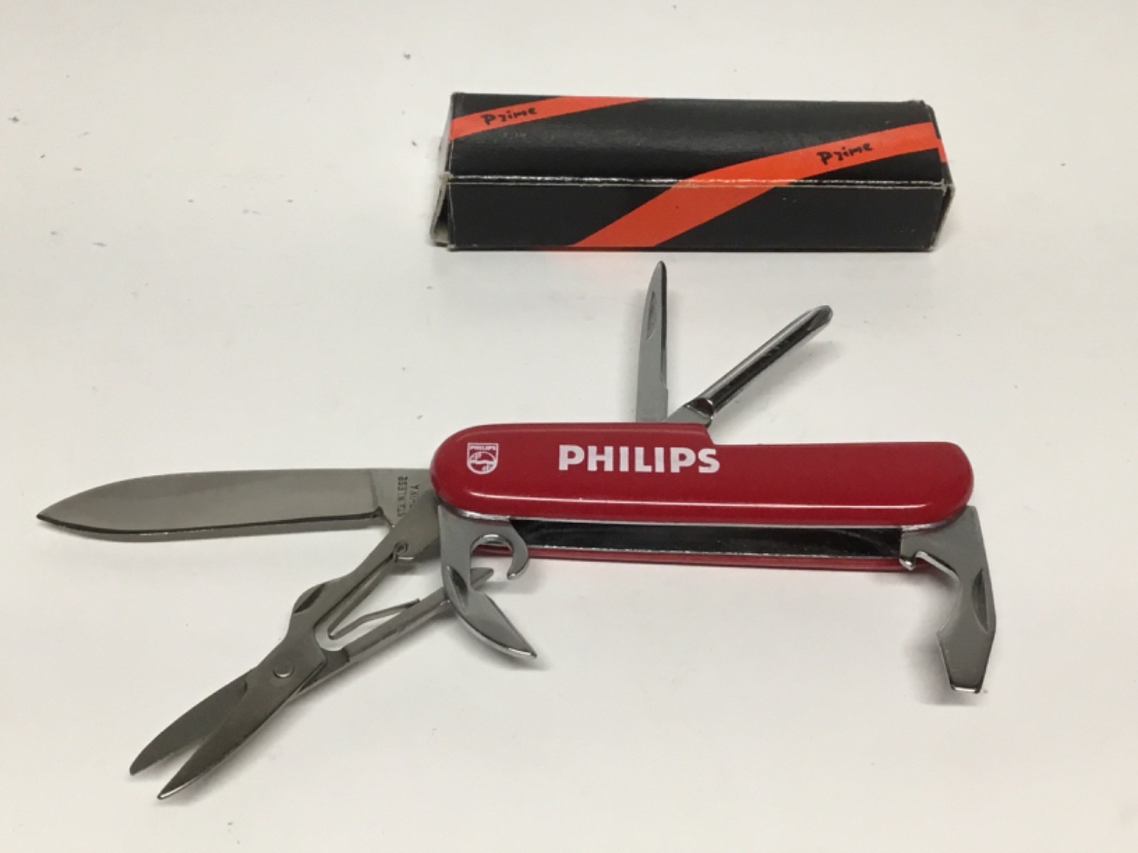 NIB Multi-Function / Tool Camp Army Knife | 3.5″ Red Plastic Handle Phillips K14